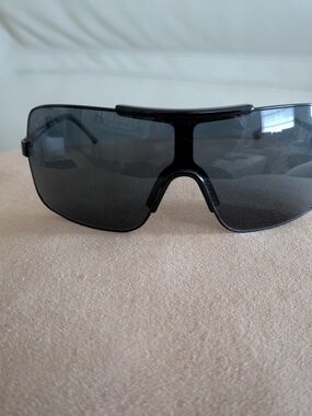 Authentic D&G Dolce & Gabbana Black Shield Y2K Rare Sunglasses